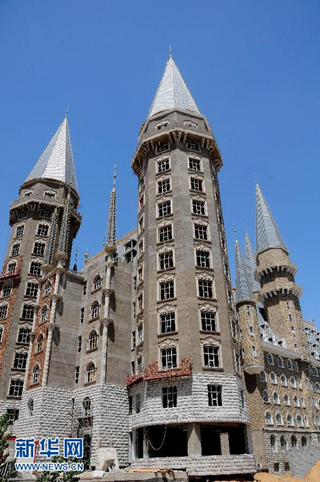 Illustration for article titled Chinese College Looks Like Hogwarts from Harry Potter